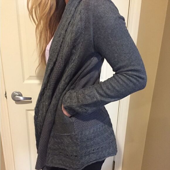 NWOT. Anthropologie grey cardigan sweater - Picture 2 of 3